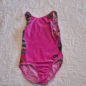 GK child Large pink velour with color side panels, dance, gymnastics VGUC